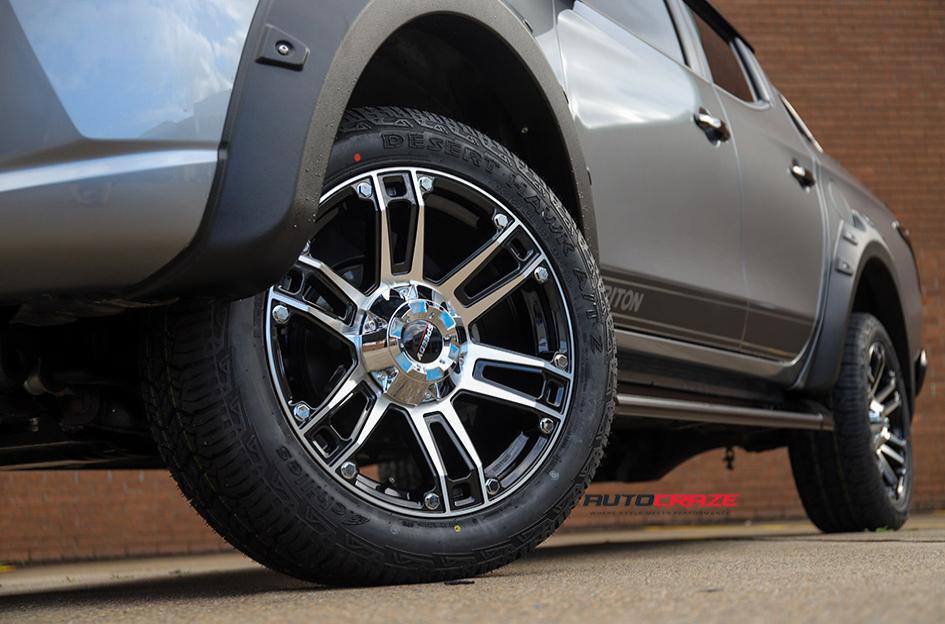 MITSUBISHI TRITON OUTLAW MACHINED PIANO BLACK